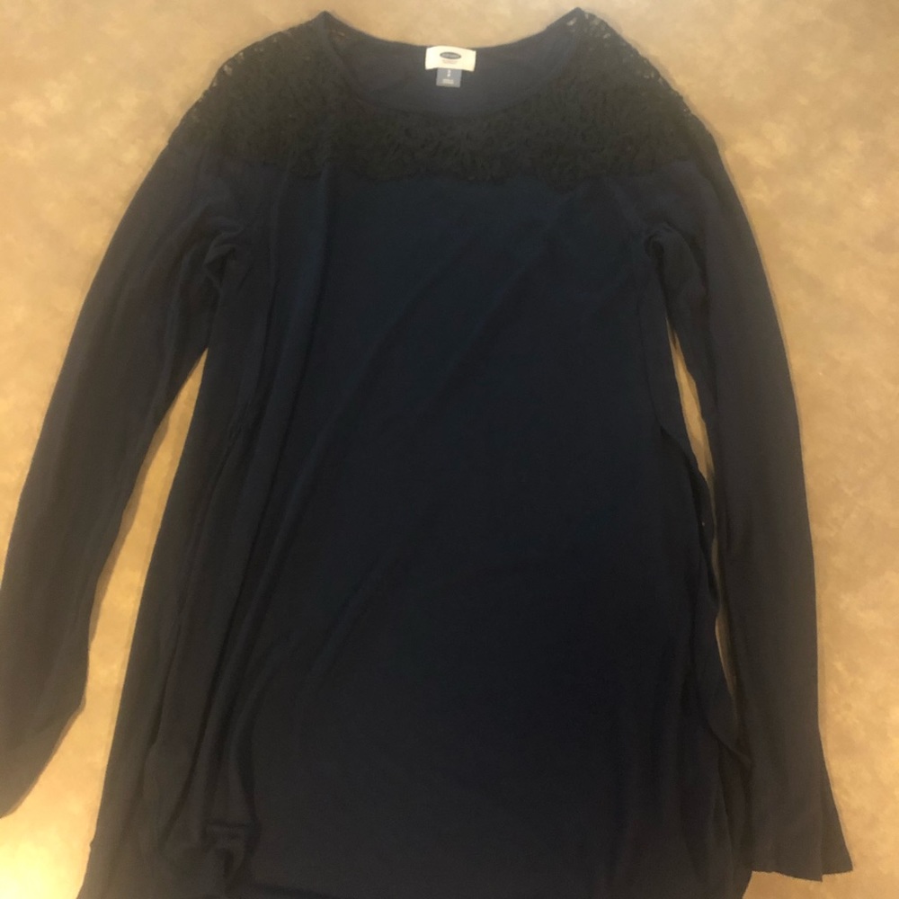 Long navy shirt
